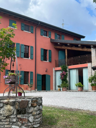 Others 5, Le Mansarine Charme B&B, Mantua