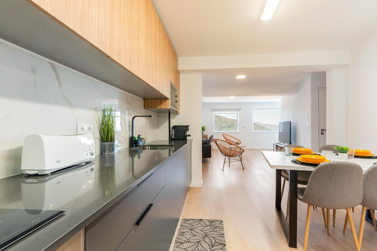 Others 3, Loriga View Apartments, Seia