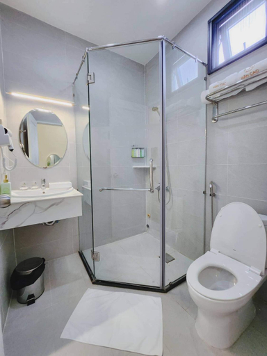Bathroom 3, HancaoHotel, Ninh Kiều