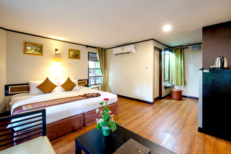 Bedroom 28