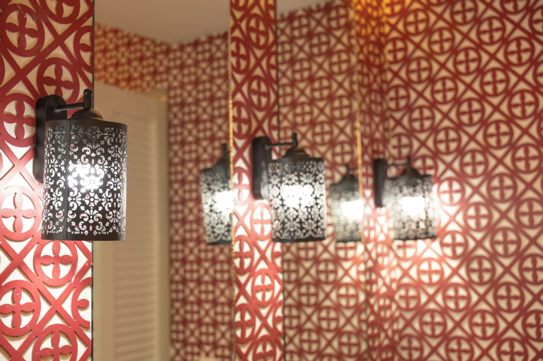 Bathroom 11