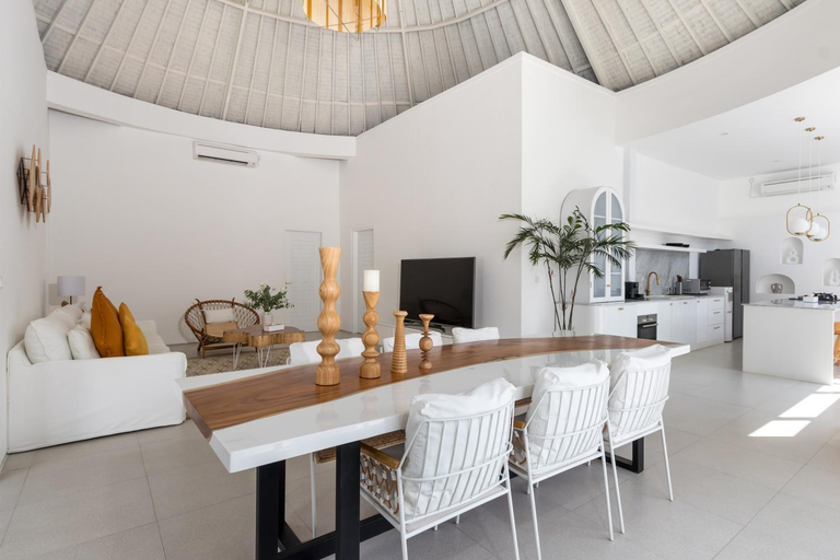 Others 4, Villa Weiss by Villa Finder, Badung