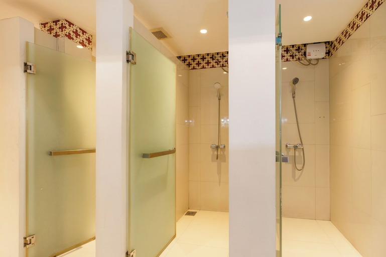 Bathroom 9