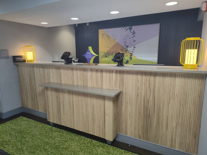 Others 5, Spark by Hilton Stevensville, Berrien