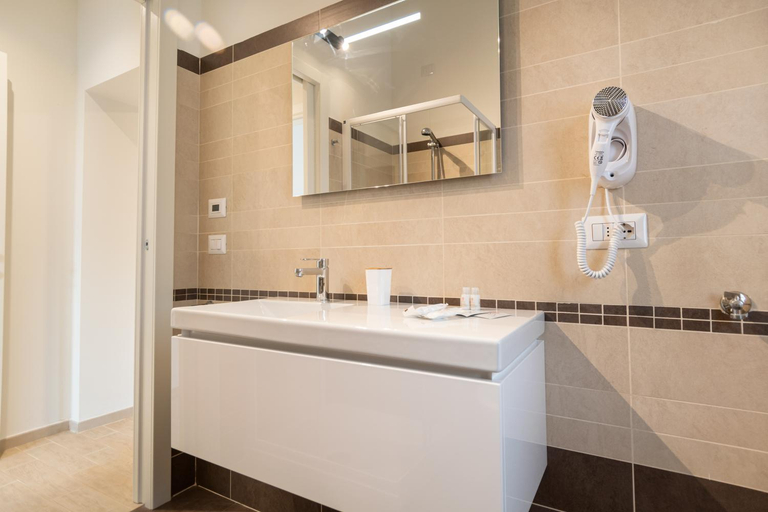 Bathroom 3, Assisium Appartamenti, Perugia