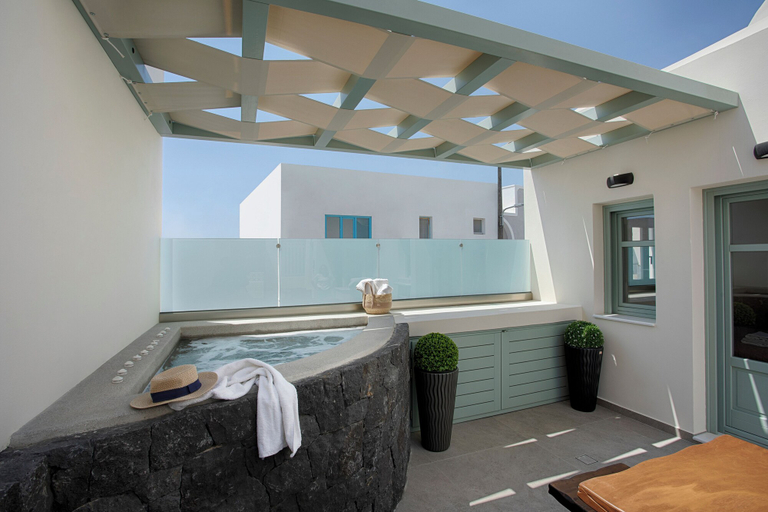 Bathroom 3, Katerina Villas 11 12 13 & 3PriveJacuzzi, South Aegean