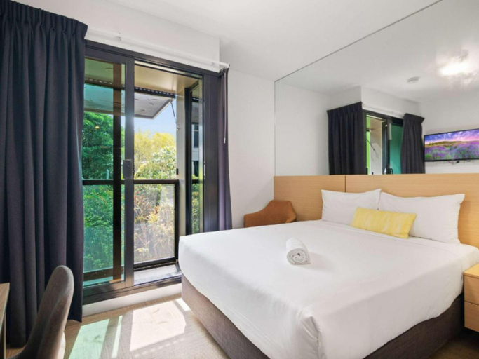 Bedroom 4, Ibis Darwin Airport Hotel, Darwin