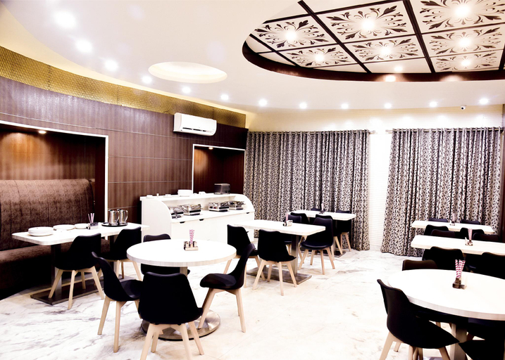 Food & Drinks 4, Hotel Four Season, Varanasi