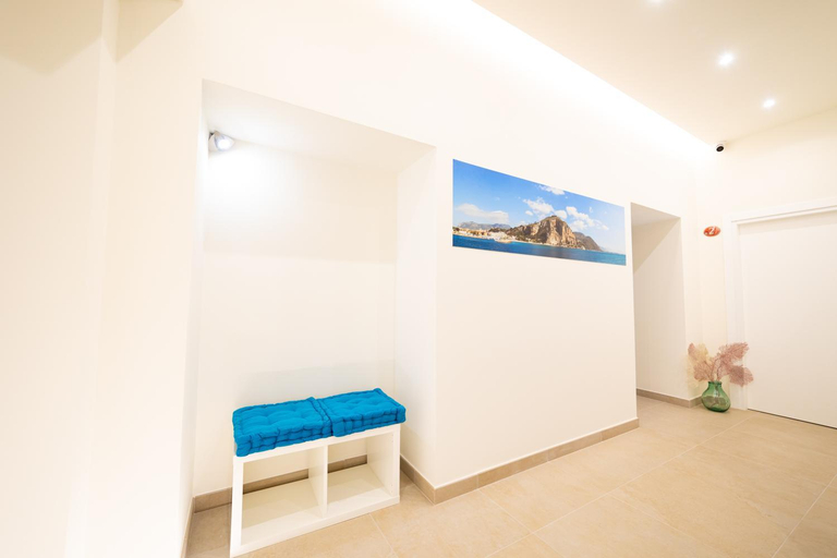 Others 5, NUMISIA Guest House, Latina