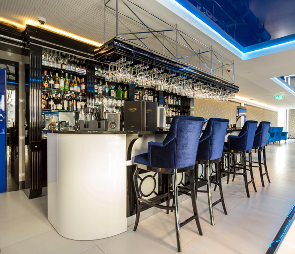 Food & Drinks 4, Vola Apartamenty, Warsaw