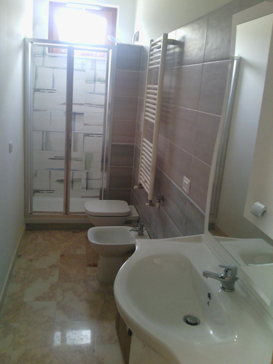 Bathroom, Le Magnolie, Salerno