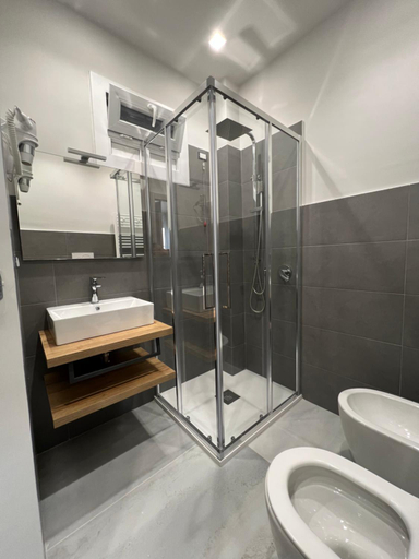 Bathroom 2, La Marina64, Crotone