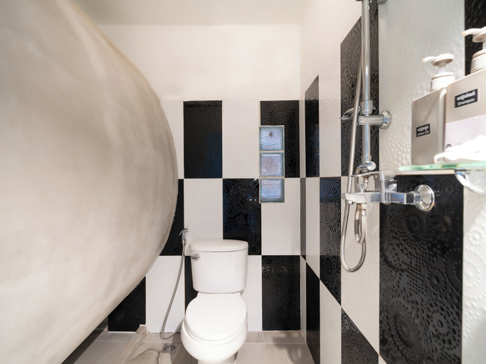 Bathroom 4, Tunnel Urban Retreat, Siem Reap