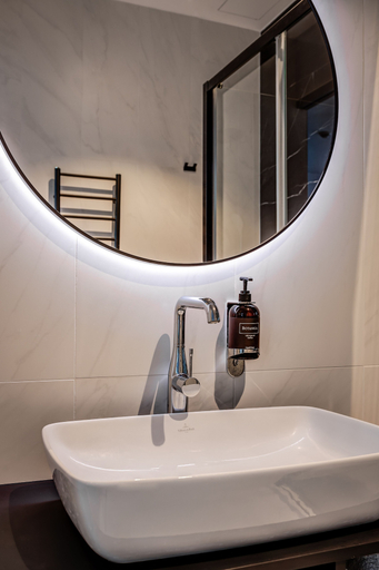 Bathroom 3, Hotel Central Park, Nymburk