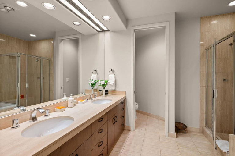 Bathroom 4, Deerbrook C3, Pitkin