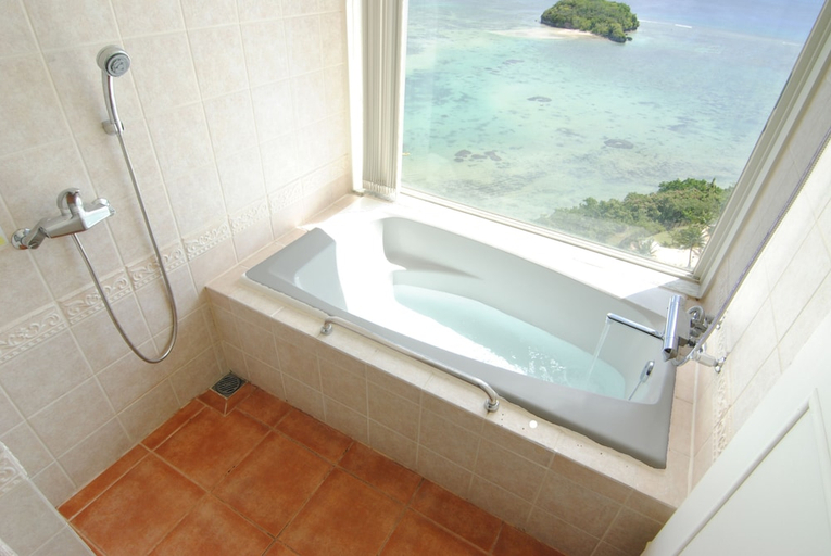 Bathroom 4, Hoshino Resorts RISONARE Guam