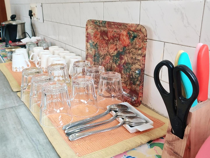 Food & Drinks 3, UVs homestay, Hardwar