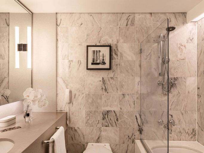 Bathroom 3, Sofitel Melbourne on Collins, Melbourne
