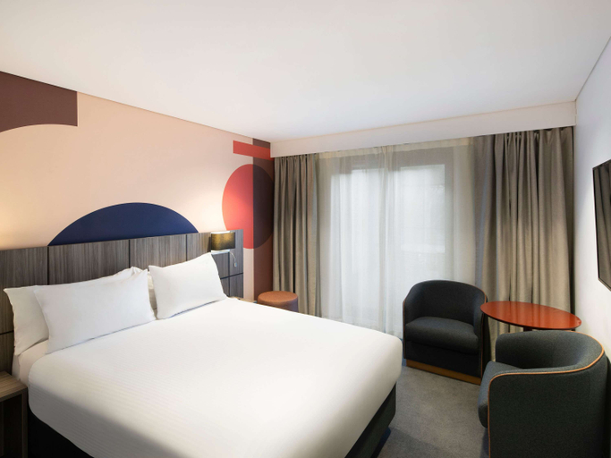 Bedroom 5, ibis Styles Sydney Central, Sydney