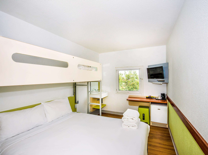 Bedroom 10