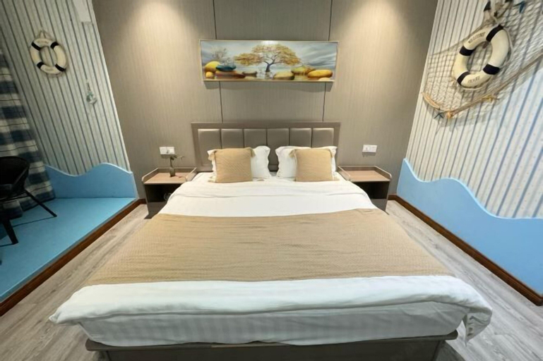 Bedroom 9