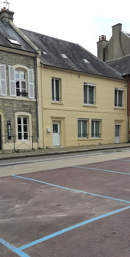 Others 2, Chez Jeanne, Manche