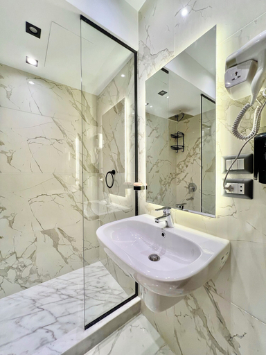 Bathroom 3, Gaia Pyramids View INN, Al-Ahram