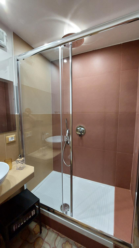 Others 2, I 3 Principi, Garibaldi Suites, Catania