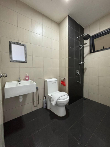 Bathroom 5, Icon Residence  Luxury Condo, Kuala Terengganu