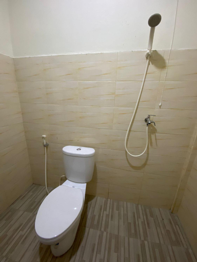 Bathroom 14