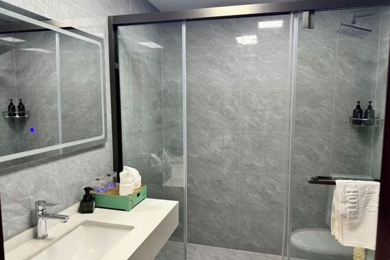 Bathroom 4, Huaian Hotel, Huai'an