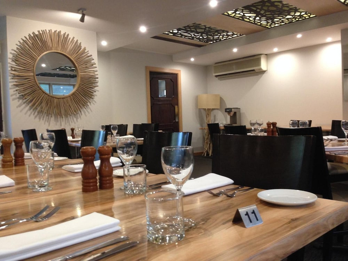 Food & Drinks 5, Park Motor Inn, Toowoomba - North-East