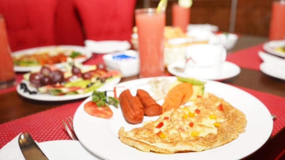 Food & Drinks 5, Twin Villa Red, Nuwara Eliya