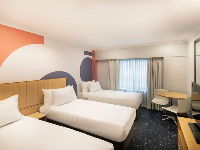 Bedroom 5, ibis Styles Sydney Central, Sydney