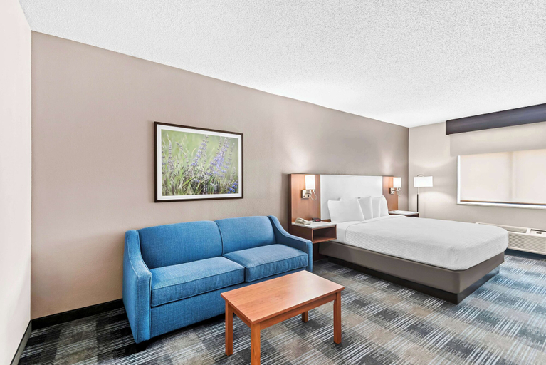 Bedroom 4, Best Western Ottumwa Inn & Suites, Wapello