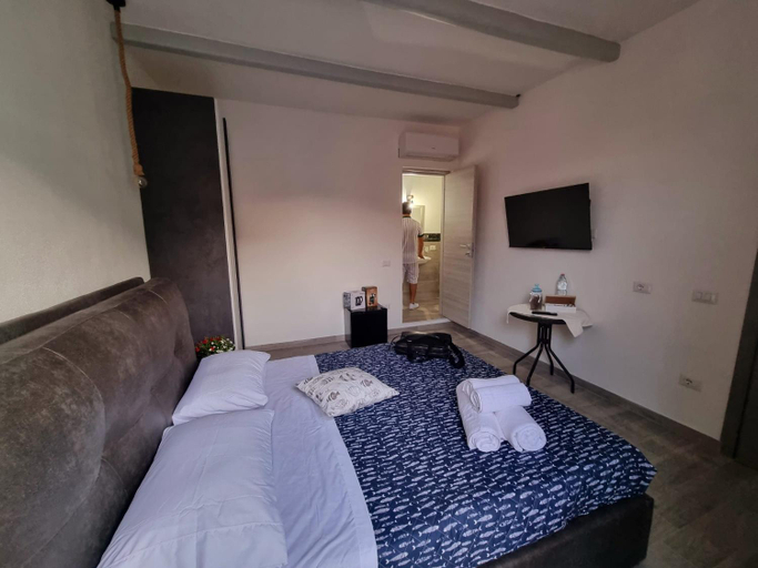 Others 5, Suite Cornelia, Olbia-Tempio