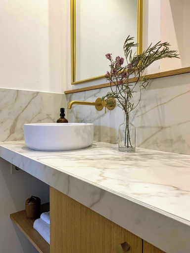 Bathroom, Home Chic Home - Les Toits Sainte Ursule, Hérault