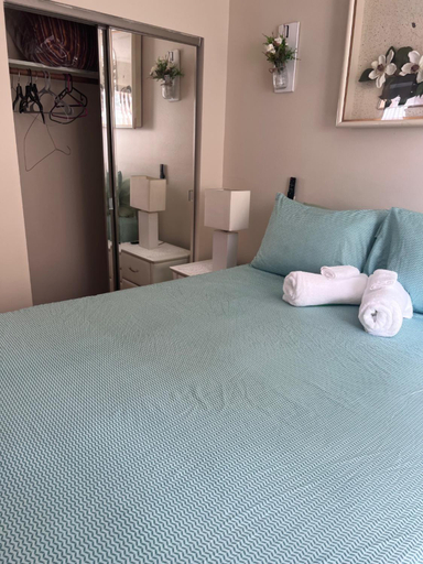 Others 2, Cozy & Relax Airb&b LLC, New York