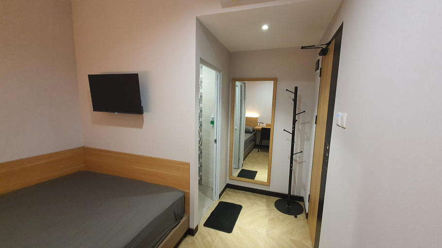 Bedroom 15