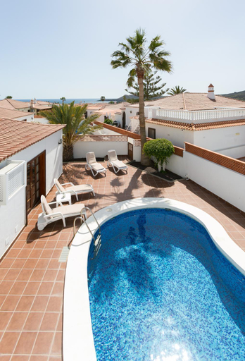 Sport & Beauty 2, CASA ALI unique family holiday home with pool, Santa Cruz de Tenerife