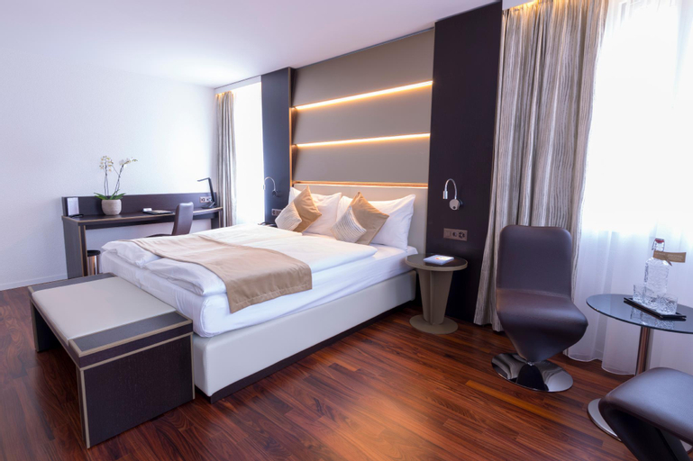 Bedroom 10