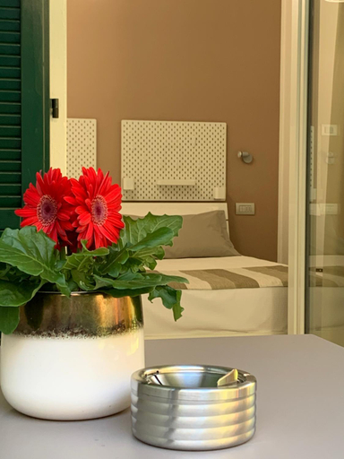 Others 3, Bregagno B&B, Como