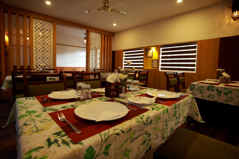 Food & Drinks 4, Hotel Maharani, Kottayam