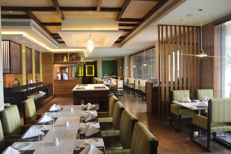 Food & Drinks 5, Radisson Blu Plaza Resort & Convention Centre Karjat, Raigarh