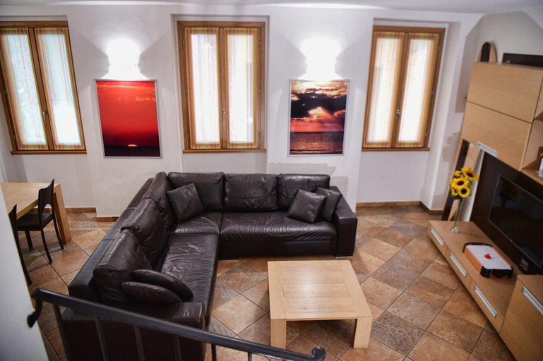 Others 4, Casa Roncati Deluxe by Wonderful Italy, Como