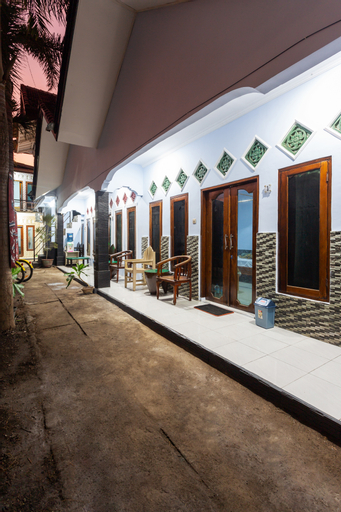 Exterior & Views 17