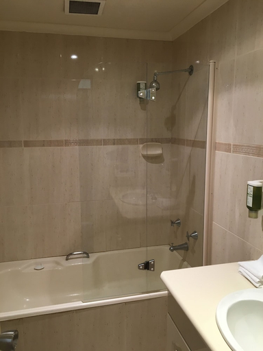 Bathroom 5, El Lago Waters Motel, Wyong - South and West