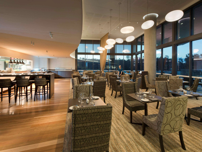 Food & Drinks 5, Pullman Brisbane Airport, Pinkenba-Eagle Farm