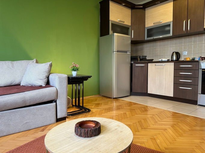 Others 4, Yellow Moon Hostel&Apartment, Priština