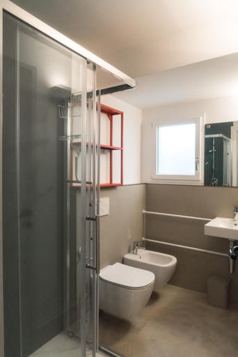 Bathroom 3, WelcomeVerona, Verona